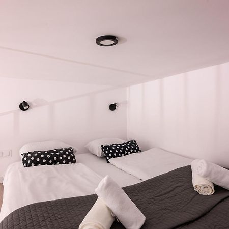 Dietla 99 Apartments - Ideal Location - In The Heart Of Красков Екстериор снимка