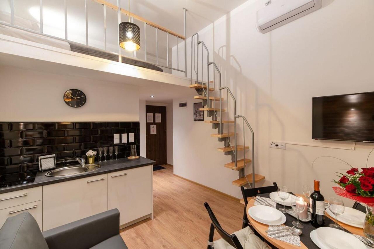 Dietla 99 Apartments - Ideal Location - In The Heart Of Красков Екстериор снимка