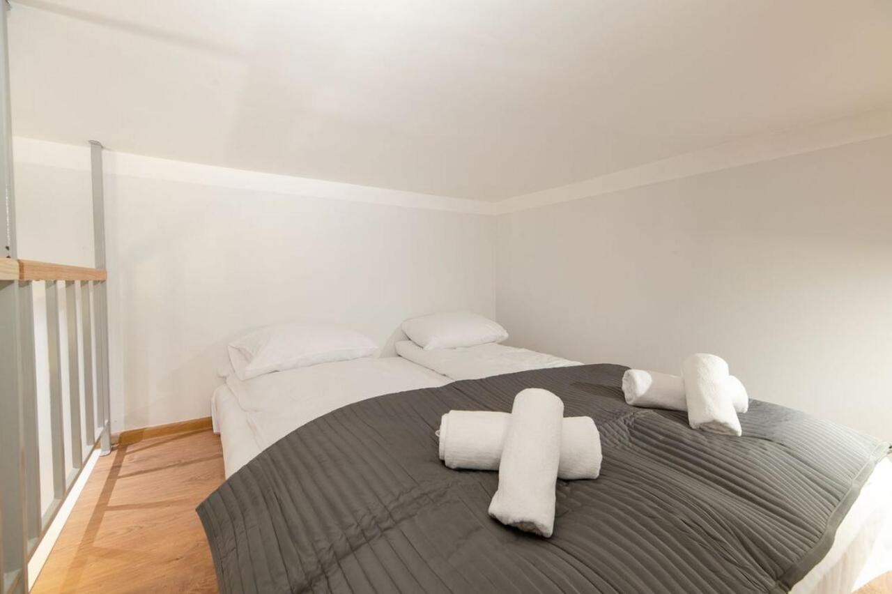 Dietla 99 Apartments - Ideal Location - In The Heart Of Красков Екстериор снимка